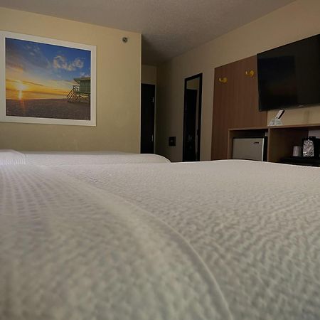 Days Inn & Suites By Wyndham Kaukauna Wi Eksteriør bilde